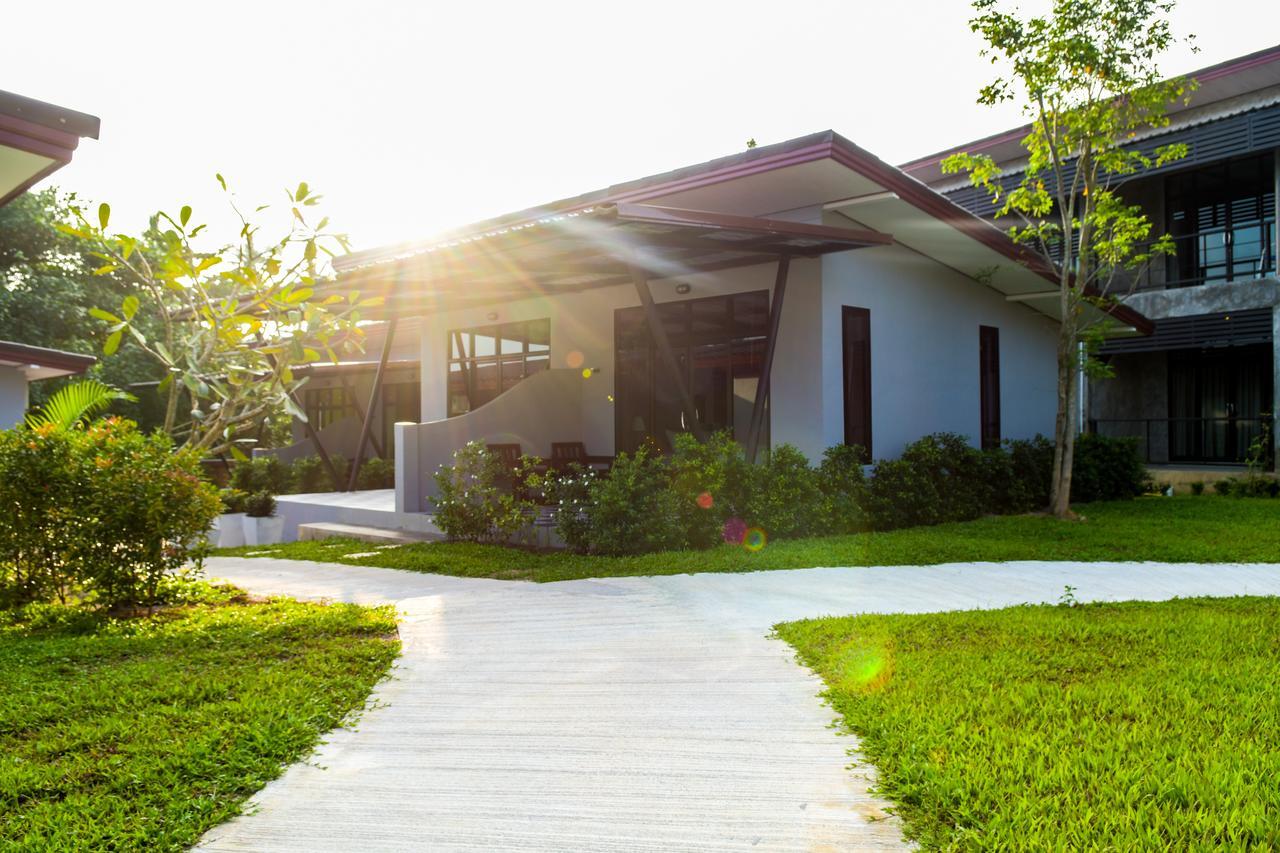 Sea Stone Hotel Nakhon Si Thammarat Zimmer foto